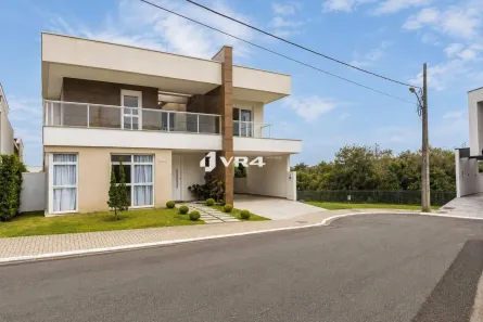 Casa com 4 Quartos à venda, 313m² no São Braz, Curitiba