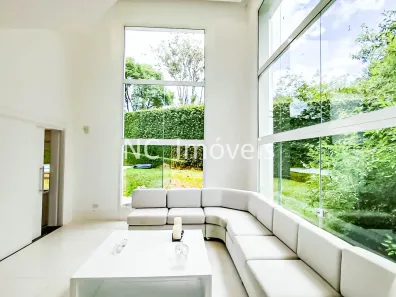 Casa com 4 Quartos para venda ou aluguel, 458m² no Barreirinha, Curitiba