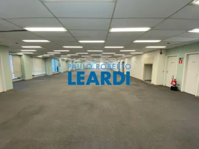 Sala Comercial para alugar, 438m² no Cerqueira César, São Paulo