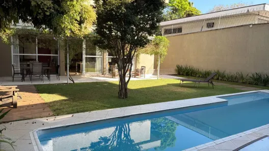 Sobrado com 4 Quartos para alugar, 380m² no Morumbi, São Paulo