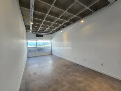 Sala Comercial à venda, 38m² no Trindade, Florianópolis