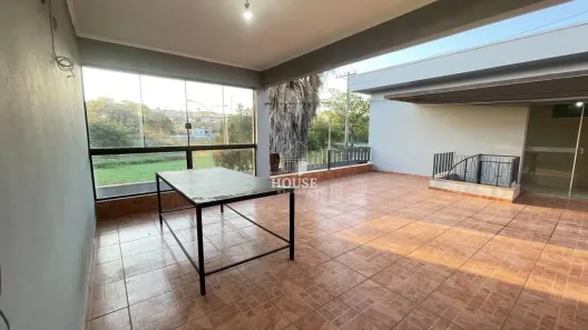 Sobrado com 4 Quartos à venda, 303m² no Jardim Bandeirantes, Mogi Guaçu