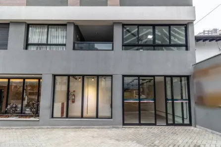 Ponto Comercial para alugar, 101m² no Moema, São Paulo