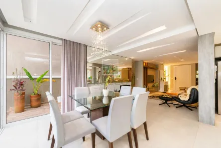Casa com 1 Quarto à venda, 282m² no Santa Cândida, Curitiba