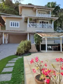 Casa de Condomínio com 4 Quartos à venda, 427m² no Camboinhas, Niterói