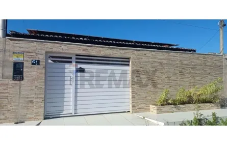Casa com 2 Quartos para alugar, 50m² no Nova Esperança, Parnamirim