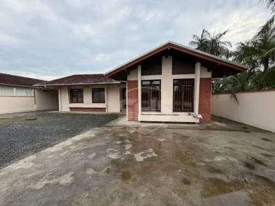 Imóvel Comercial com 3 Quartos para alugar, 181m² no Itoupava Norte, Blumenau
