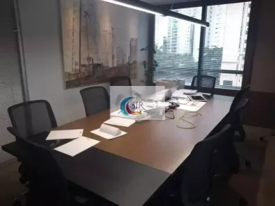 Sala Comercial à venda, 200m² no Vila Olímpia, São Paulo