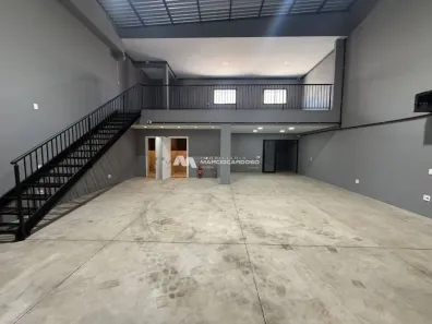 Galpão/Depósito/Armazém para alugar, 180m² no Residencial e Empresarial Ascolo Martin, São José do Rio Preto