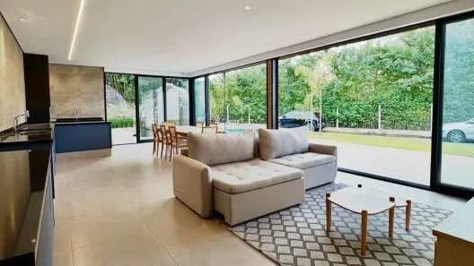 Fazenda/Sítio com 3 Quartos à venda, 1000m² no Jardim Santa Rita de Cássia, Bragança Paulista