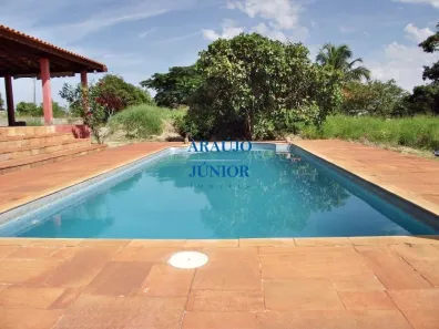 Fazenda/Sítio com 2 Quartos à venda, 200m² no Parque Residencial Tancredi, Americana