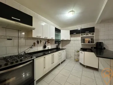 Sobrado com 3 Quartos à venda, 108m² no Boqueirão, Curitiba