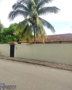 Casa com 3 Quartos à venda, 600m² no Praia do Morro, Guarapari