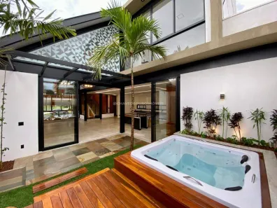 Casa de Condomínio com 3 Quartos para alugar, 313m² no Estância dos Ipês, Uberaba