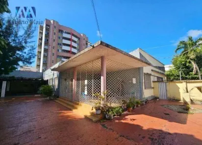 Casa com 4 Quartos à venda, 452m² no Fátima, Fortaleza
