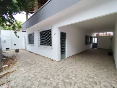 Casa com 3 Quartos à venda, 300m² no Ilha dos Araújos, Governador Valadares