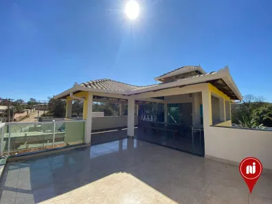 Casa com 4 Quartos à venda, 200m² no Pingo D'água, Betim