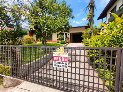 Casa com 3 Quartos à venda, 225m² no Jardim Maluche, Brusque