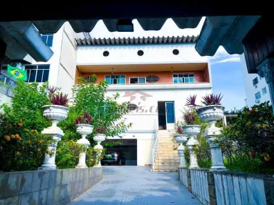 Casa com 4 Quartos para alugar, 500m² no Taquara, Rio de Janeiro