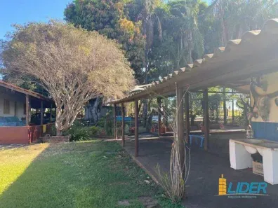 Fazenda/Sítio com 6 Quartos à venda, 7500m² no Chácaras Eldorado, Uberlândia