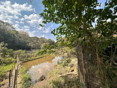 Fazenda/Sítio com 3 Quartos à venda, 3000m² no Dona Catarina, Mairinque