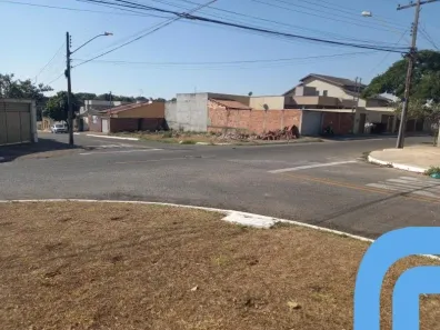 Lote/Terreno à venda, 230m² no Condomínio das Esmeraldas, Goiânia
