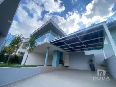 Casa com 3 Quartos para alugar, 175m² no Centro, Criciúma