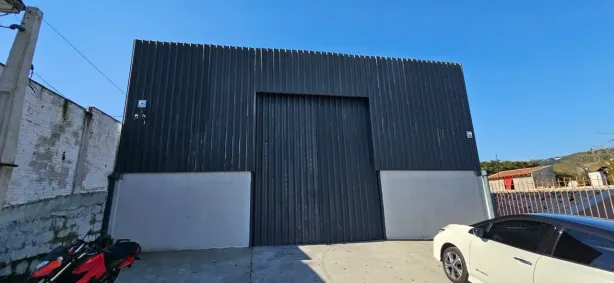 Galpão/Depósito/Armazém com 1 Quarto para alugar, 350m² no Nonoai, Porto Alegre
