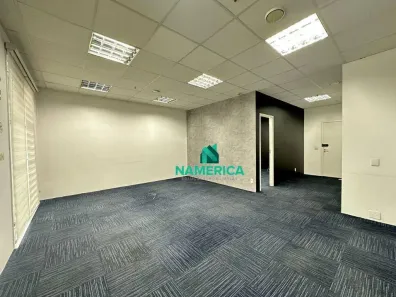 Sala Comercial para venda ou aluguel, 64m² no Vila Cordeiro, São Paulo