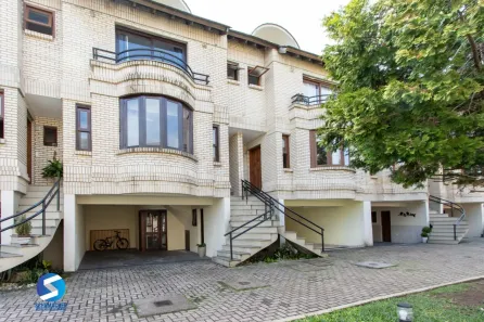 Casa de Condomínio com 3 Quartos à venda, 182m² no Cristal, Porto Alegre