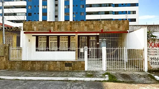Casa com 5 Quartos à venda, 300m² no Suíça, Aracaju