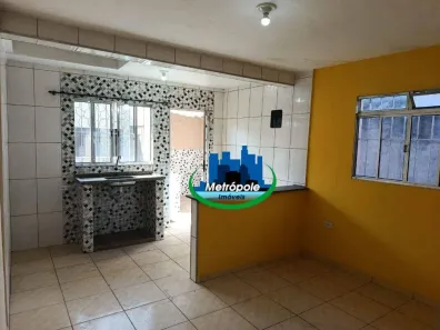 Casa com 2 Quartos para alugar, 50m² no Parque Continental, Guarulhos