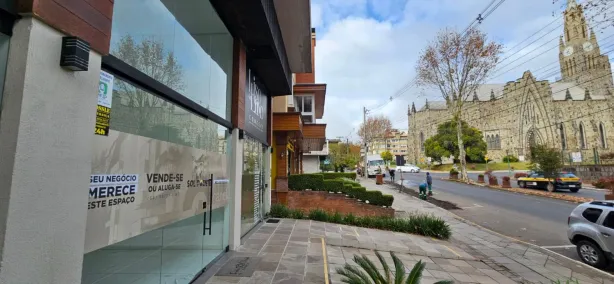 Sala Comercial para alugar, 63m² no Centro, Canela