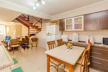 Casa de Condomínio com 3 Quartos à venda, 189m² no Jardim Itu, Porto Alegre
