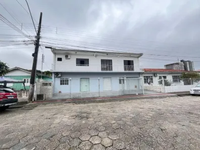 Casa com 3 Quartos à venda, 300m² no Nossa Senhora do Rosário, São José