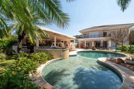 Casa de Condomínio com 8 Quartos à venda, 859m² no Alphaville Flamboyant Residencial Araguaia, Goiânia
