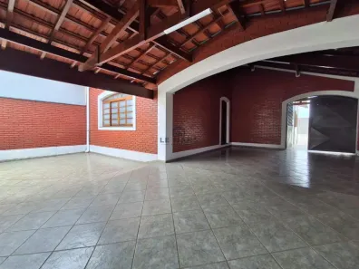 Casa com 3 Quartos à venda, 144m² no Vila Rezende, Piracicaba