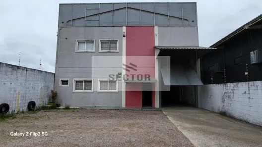 Galpão/Depósito/Armazém para alugar, 820m² no Guatupê, São José dos Pinhais