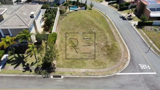 Lote/Terreno à venda, 749m² no Residencial Parque das Araucárias, Campinas