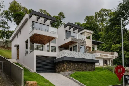 Casa de Condomínio com 4 Quartos à venda, 560m² no Quintas do Sol, Nova Lima
