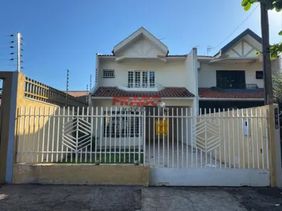 Casa com 3 Quartos para alugar, 139m² no Parque das Grevíleas 3ª parte, Maringá