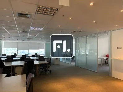 Sala Comercial para alugar, 195m² no Vila Olímpia, São Paulo