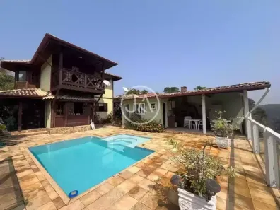 Casa com 4 Quartos à venda, 196m² no Cuiabá, Petrópolis