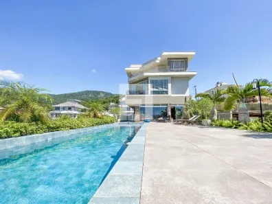 Casa com 3 Quartos à venda, 885m² no Pedra Branca, Palhoça