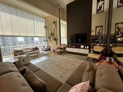 Apartamento com 3 Quartos à venda, 238m² no Vila Suzana, São Paulo