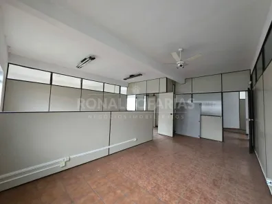 Imóvel Comercial para alugar, 250m² no Capela do Socorro, São Paulo