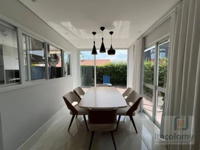 Casa de Condomínio com 3 Quartos para alugar, 150m² no Tamboré, Santana de Parnaíba
