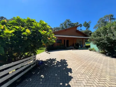 Fazenda/Sítio com 4 Quartos à venda, 260m² no , Cordilheira Alta