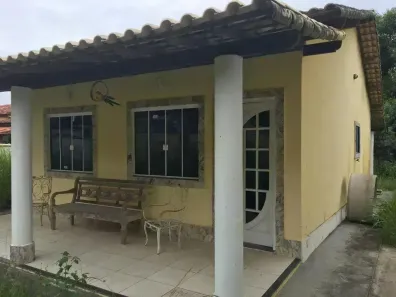 Casa com 2 Quartos para alugar, 100m² no Retiro, Maricá