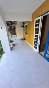 Casa com 2 Quartos para alugar, 117m² no Portão, Lauro de Freitas